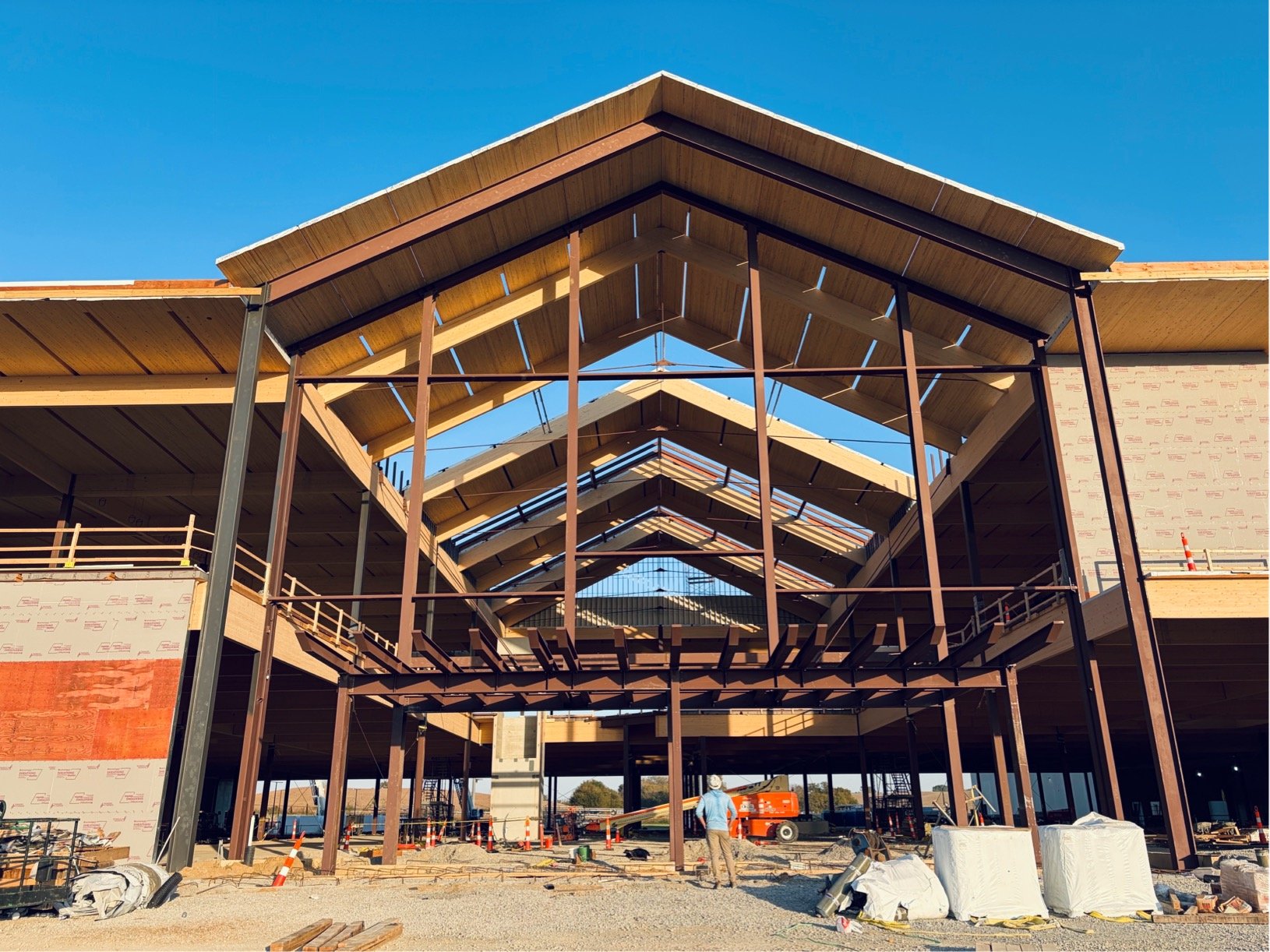 Homemakers Furniture: Timber Erection Milestone | StructureCraft